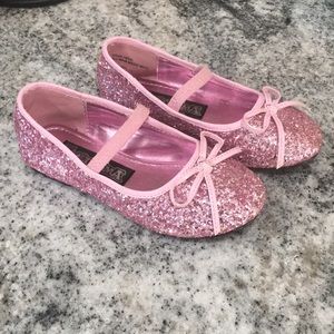 Girls Funtasma Pink Glitter Shoes size 11